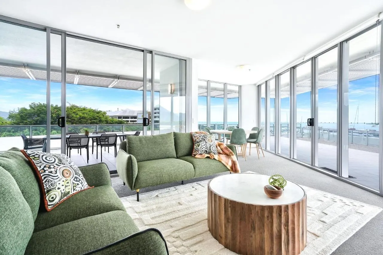 Appartamento 11 Harbour Lights With Ocean Views Cairns