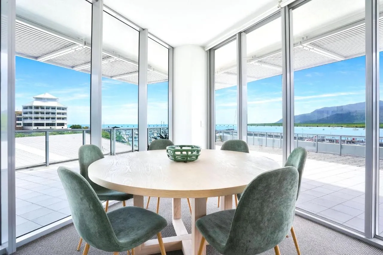 Appartamento 11 Harbour Lights With Ocean Views Cairns